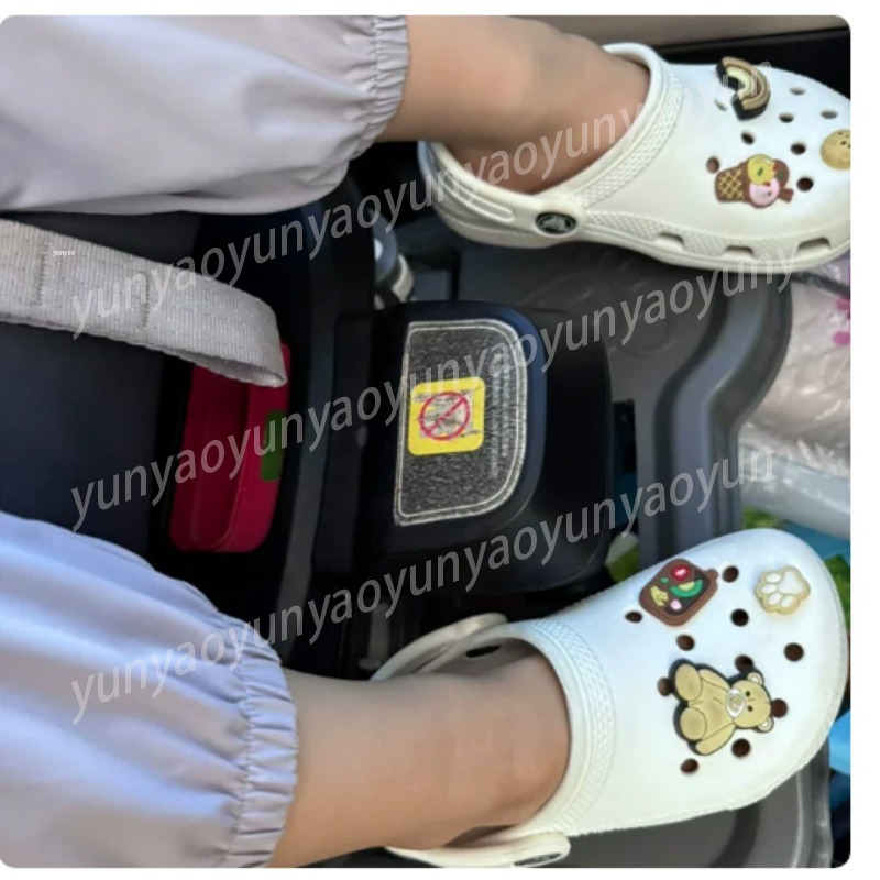 Pedal Sandaran Kaki Bayi Mobil - Travel Accessories Baby ulasan dan harga